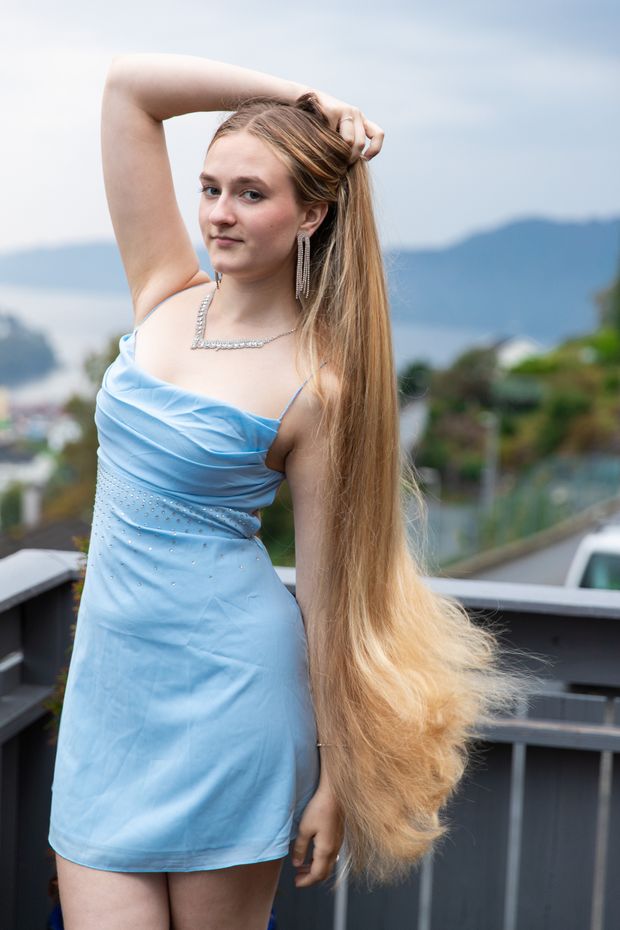 PHOTO SET - Perfect, long, thick blonde hair and a great view photoshoot