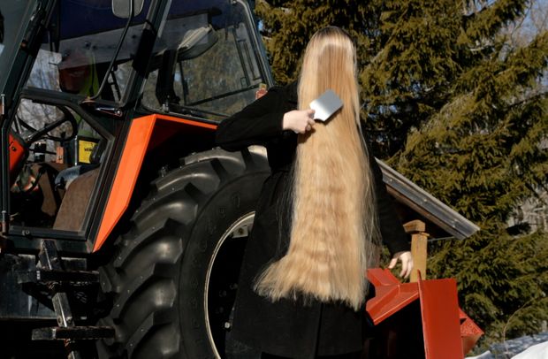 VIDEO - The Tractor