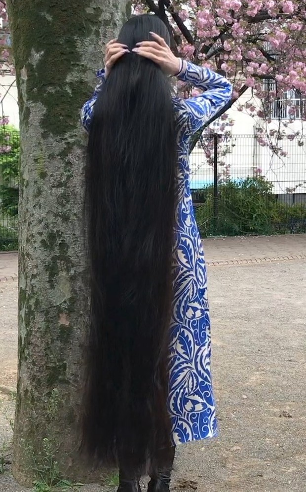 VIDEO - Rin by the tree 2