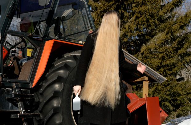 VIDEO - The Tractor