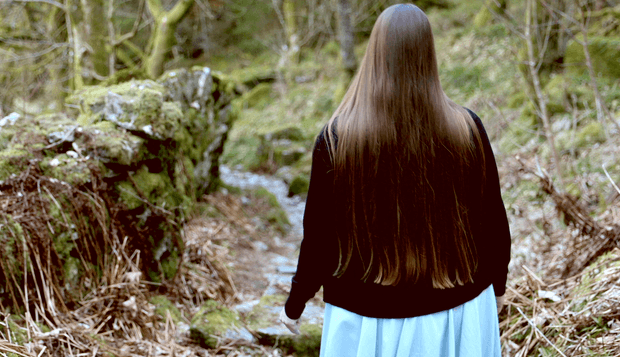 VIDEO - Rapunzel and her friend&#x27;s forest walk