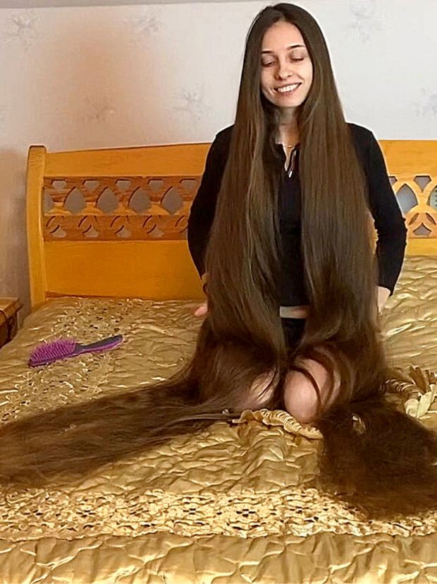 VIDEO - Rapunzel on gold