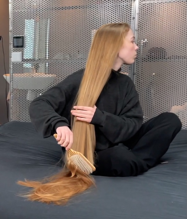 VIDEO - Sara Shoot 2021 Behind The Scenes