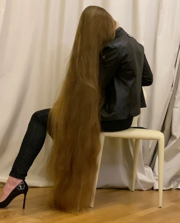 VIDEO - The hair lady