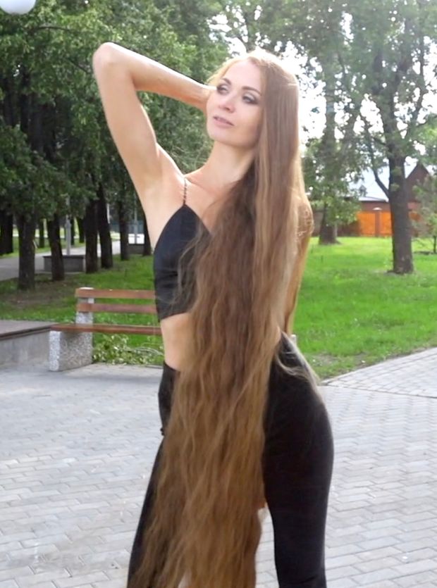 VIDEO - Perfect outdoor hair display