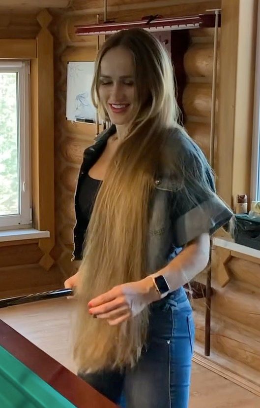 VIDEO - Pool table Rapunzel