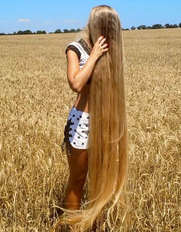 VIDEO - Fields of hair