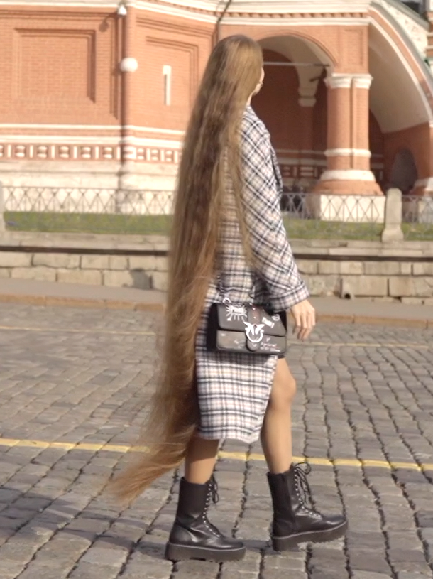VIDEO - Rapunzel in the city