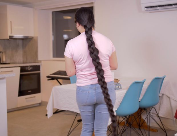 VIDEO - Isabell&#x27;s mega braid