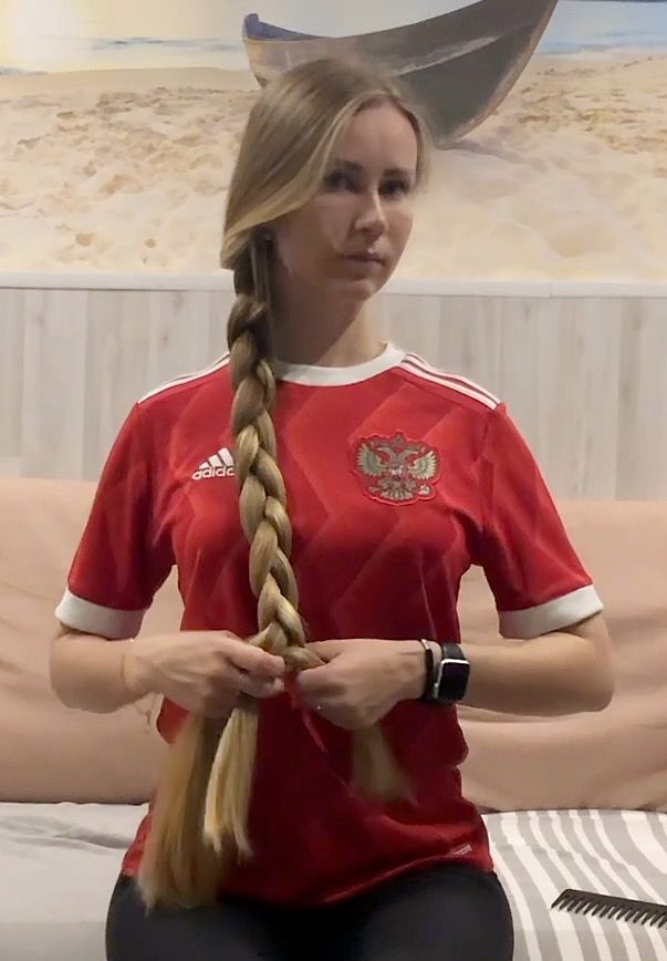 VIDEO - Not average hair