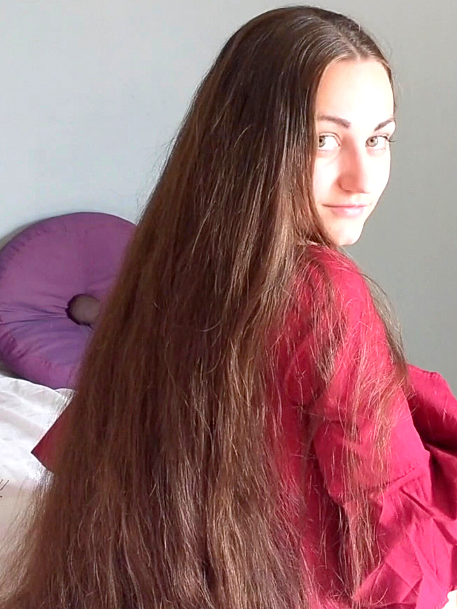 video-rapunzel-s-floor-length-hair-shoot-bts