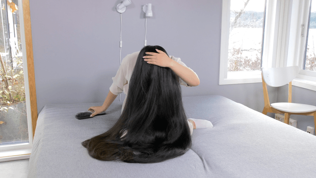 VIDEO - Tons of hair and a very long braid