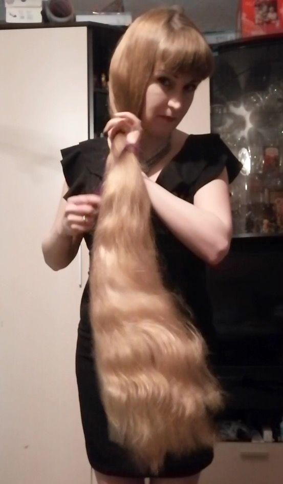 PHONE VIDEO - Yet another Elena