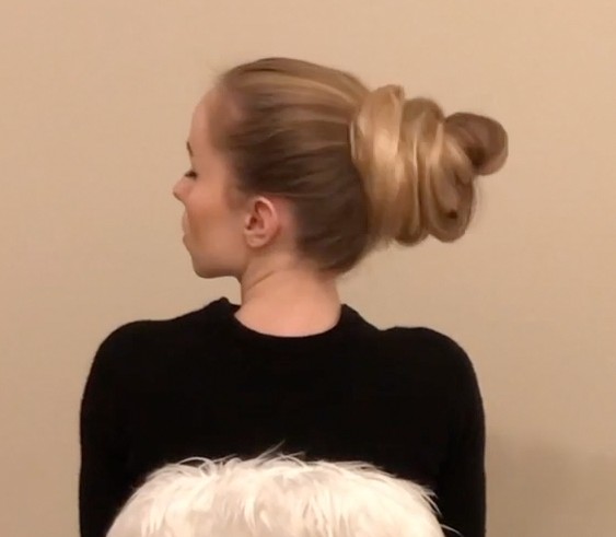 VIDEO - Alena&#x27;s long, healthy curls