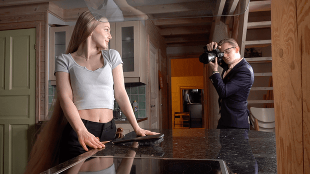 VIDEO - A Rapunzel&#x27;s photoshoot in the kitchen BTS