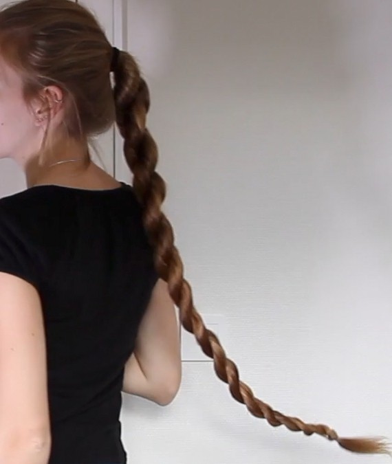 VIDEO - Rakel&#x27;s creative hair show (part 1)