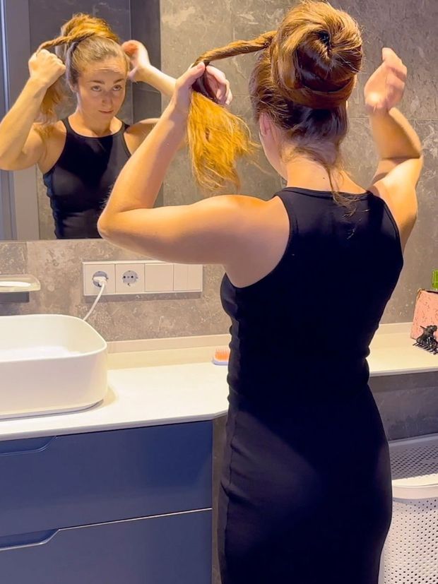 VIDEO - Enormous hair deluxe