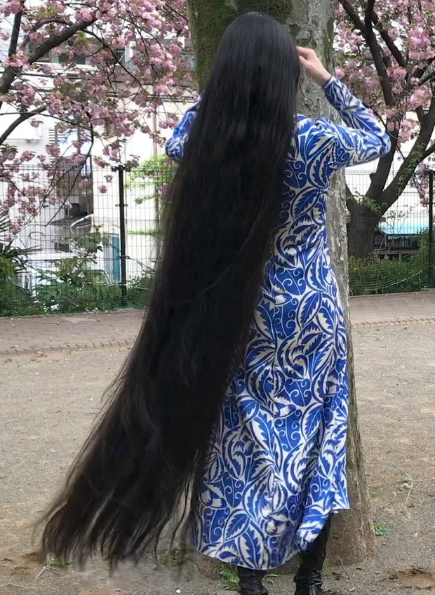 VIDEO - Rin by the tree 2