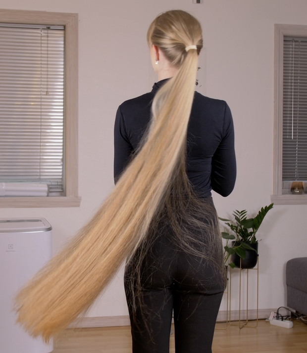 VIDEO - The big braid and ponytail