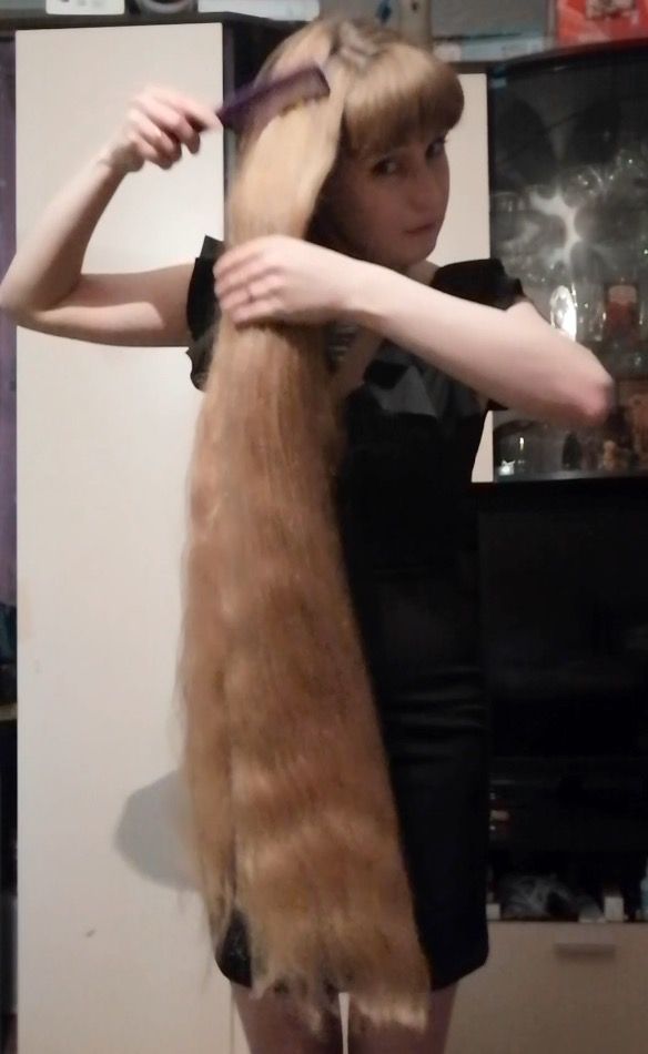 PHONE VIDEO - Yet another Elena