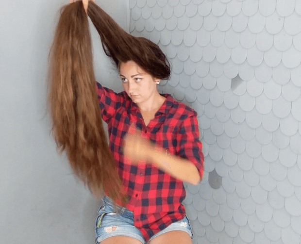VIDEO - Massive hair deluxe