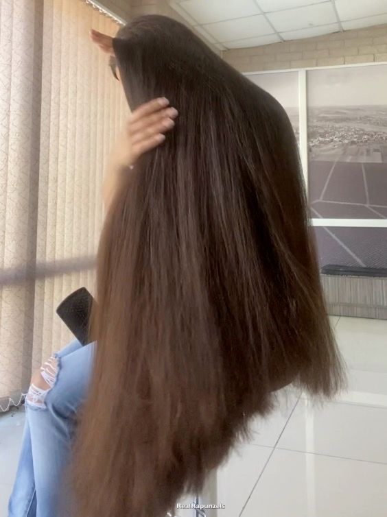 PHONE VIDEO - Insanely thick hair