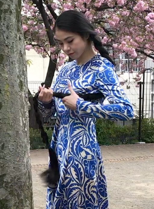 VIDEO - Rin by the tree 2