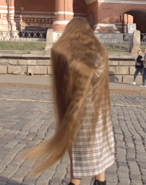 VIDEO - Rapunzel in the city