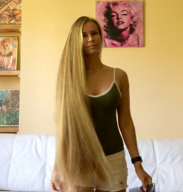 VIDEO - Long, healthy hair is the best!