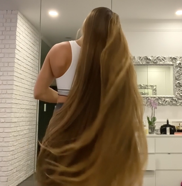 VIDEO - Mirrors and mirrors
