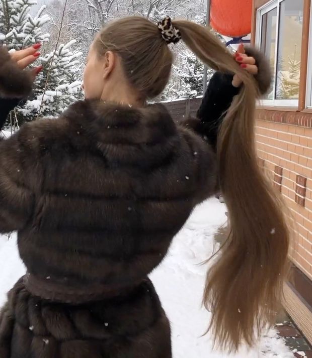 VIDEO - Rapunzel in the snow