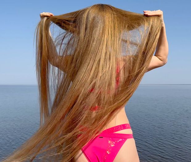 VIDEO - By the open sea