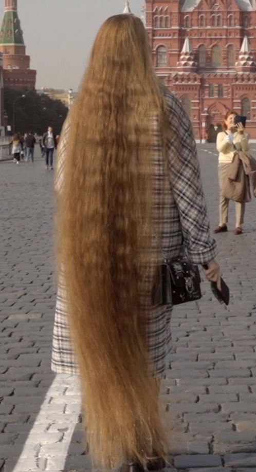 VIDEO - Rapunzel in the city