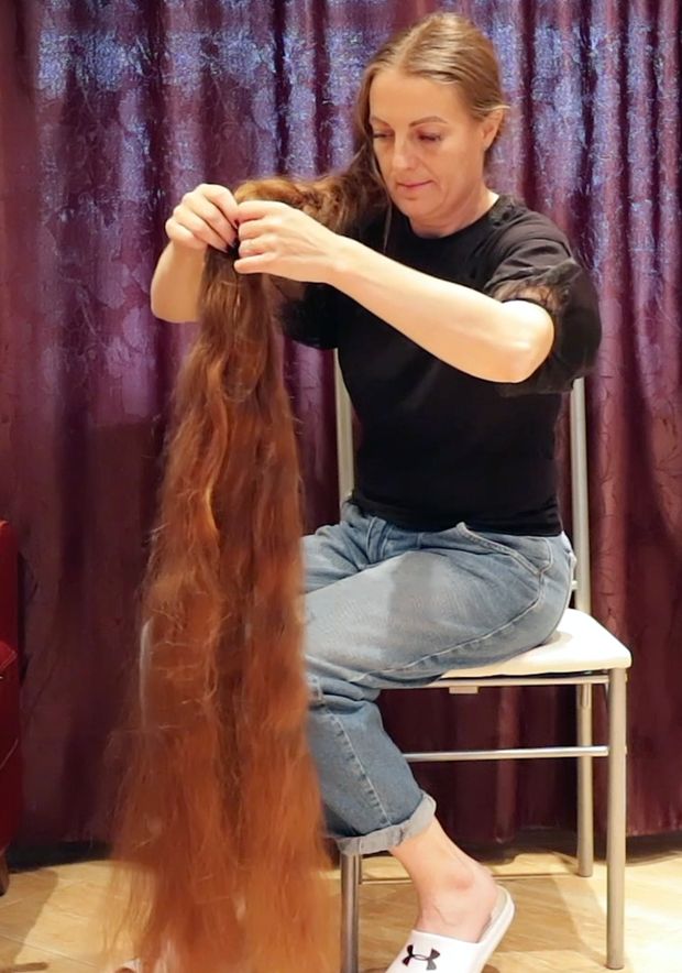VIDEO - From a massive braid to a very massive mane
