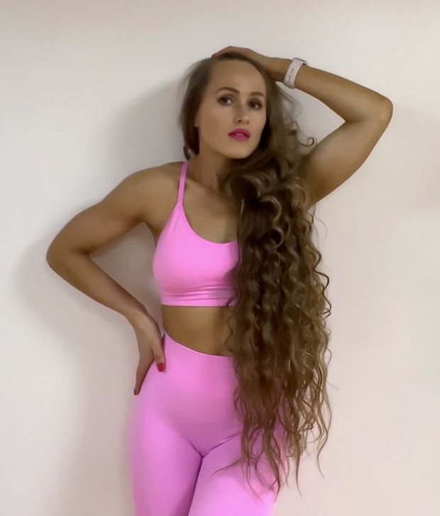 VIDEO - Fun with curls