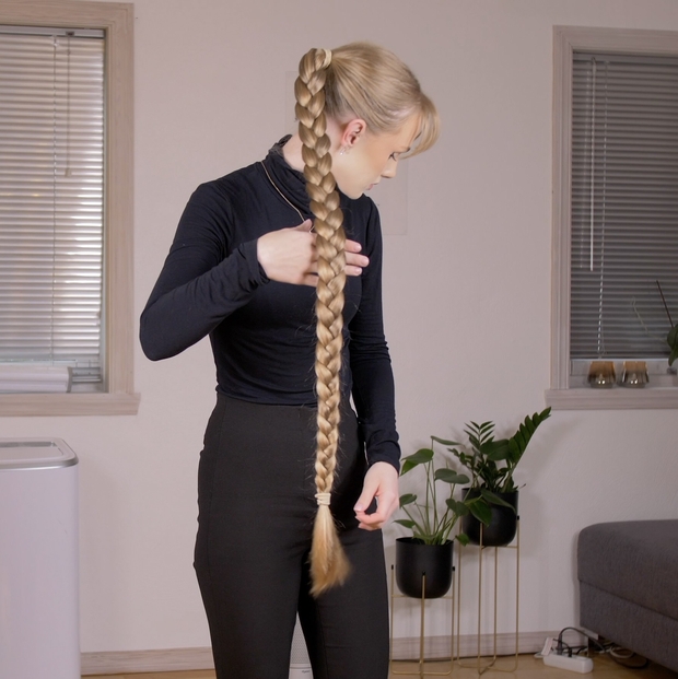 VIDEO - The big braid and ponytail