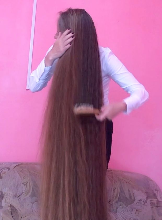 VIDEO - Too long for the camera