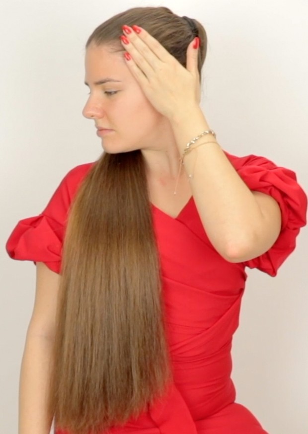 VIDEO - Tight, high ponytail