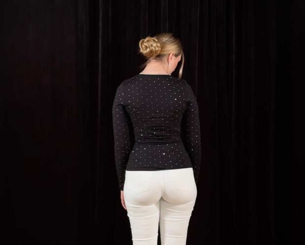 VIDEO - Braids and buns display