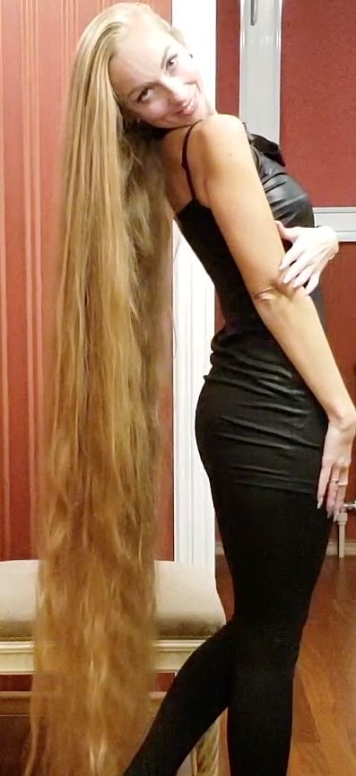 VIDEO - Alena = Perfect, long hair