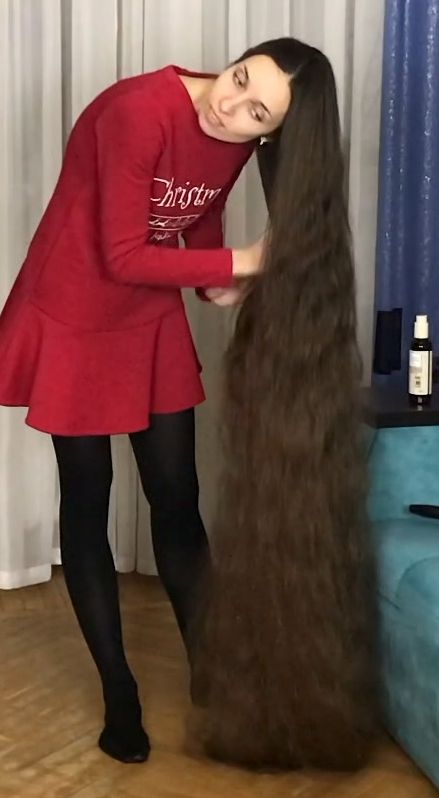 VIDEO - Alena&#x27;s hair oiling