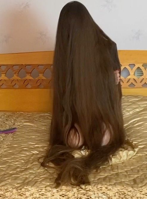 VIDEO - Rapunzel on gold