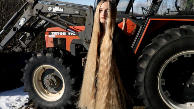 VIDEO - The Tractor