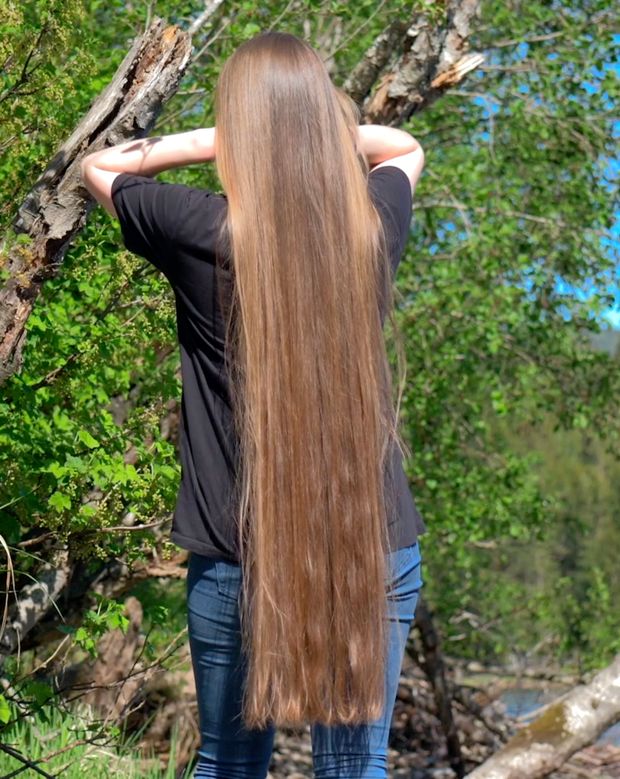 VIDEO - Rapunzel in paradise