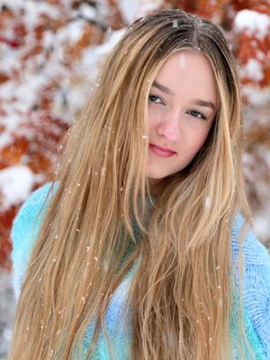 VIDEO - Rapunzel&#x27;s winter walk 2