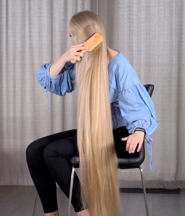 VIDEO - The perfect hair brushing