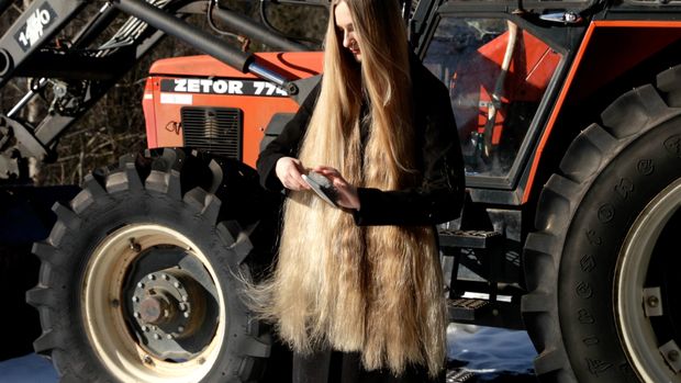 VIDEO - The Tractor