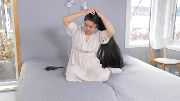 VIDEO - Tons of hair and a very long braid