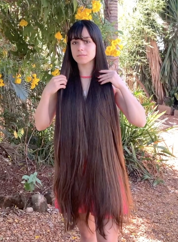 VIDEO - Stefany, the summer Rapunzel
