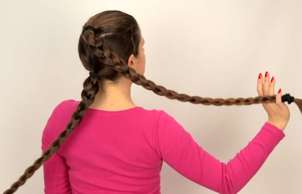 VIDEO - Suzana&#x27;s special hairstyle: Vertical double braids